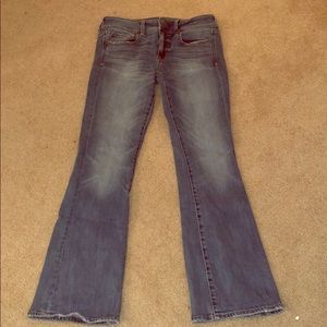 Light wash jeans!!
